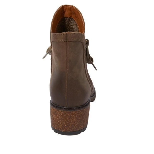 Aetrex Joleen Women Brown Leather Waterproof Boot Size 9 NWOB