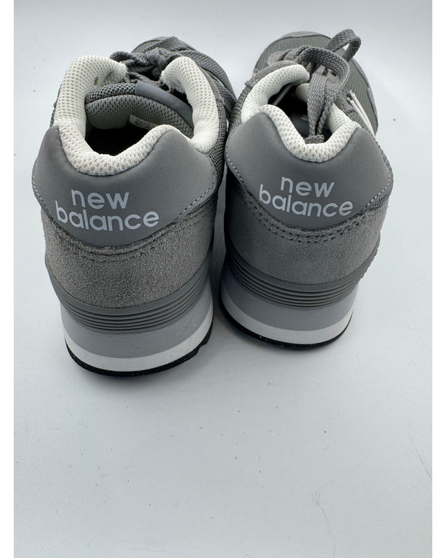 WoMen's New balance 515 Retro Sneakers running jogger, sneaker, Gray  size7.5