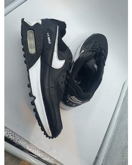 Nike Air Max 90 Junior Kids Sneaker Size 6.5 Black White NWOB