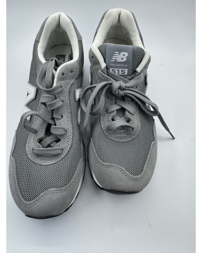 WoMen's New balance 515 Retro Sneakers running jogger, sneaker, Gray  size7.5