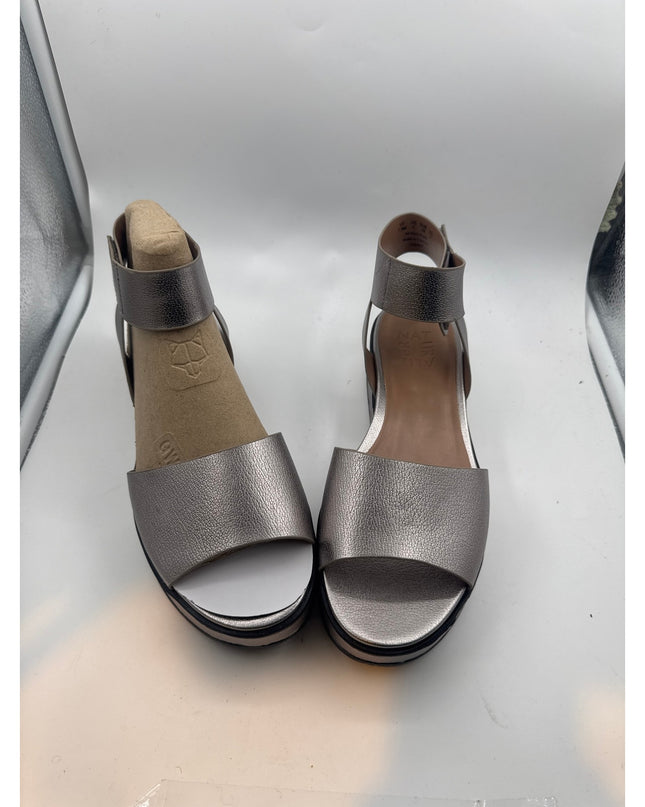 Naturalizer Camry Platform Sandals Women's Size 7.5 New pewter