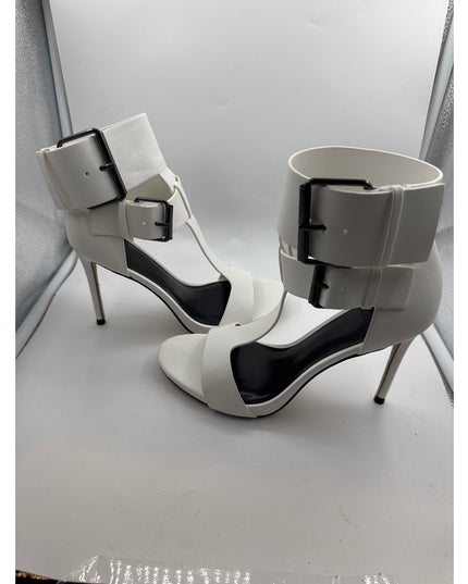 A.A.J by Aminah Zahara Double Buckle T-Strap Sandals Women's Size 7M New