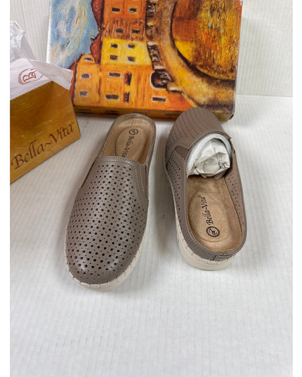 Bella Vita Refresh Women's Natural Leather Laser Cut Mule 7M New