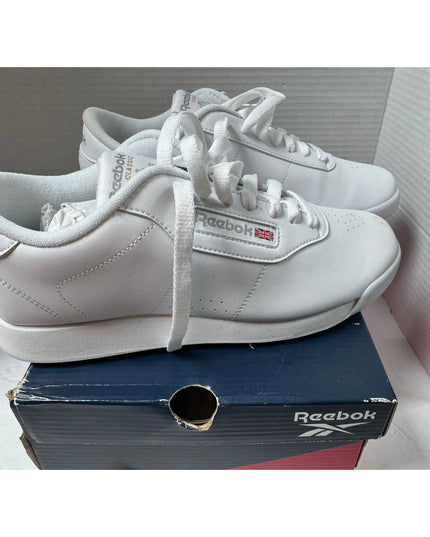 Reebok Princess Women's White Walking Tennis Sneaker Size 8 NWT