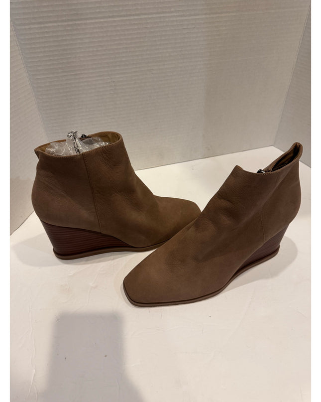 NYDJ Joan Women Mink Leather Wedge Bootie Size 9.5M Store Display
