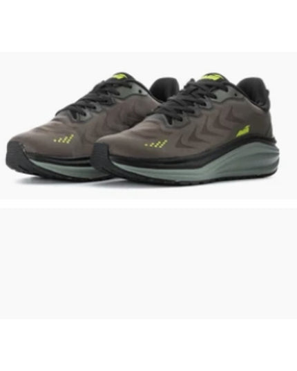 AVIA Move - Mens. Running sneaker size 9 new
