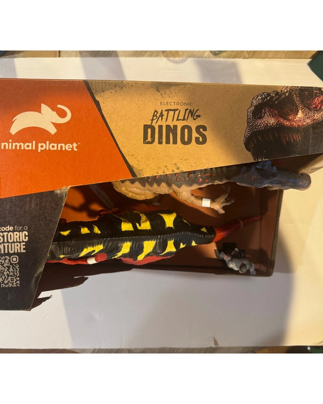Animal Planet Electronic Battling Dinos Action Figure Set - 3pk