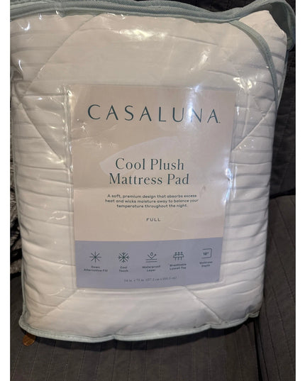 Premium Cooling Mattress Pad - Casaluna full white new
