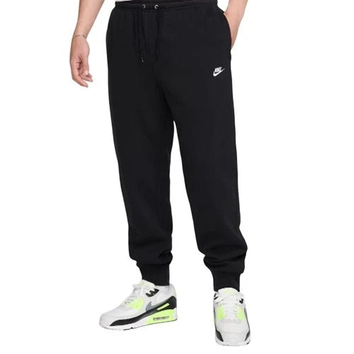 Men's NIKE Sportswear Club Essential Fleece Joggers, Black size medium NWT