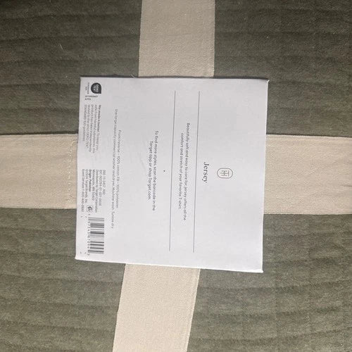 Jersey Quilt - Threshold full/queen, dark olive quilt NEW 88x92 inch